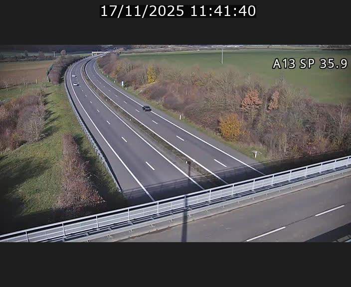 <h2>Webcam trafic sur A13 à l'entrée ouest du tunnel Markusbierg à Remerschen. Vue orientée vers Mondorf-les-Bains.</h2>