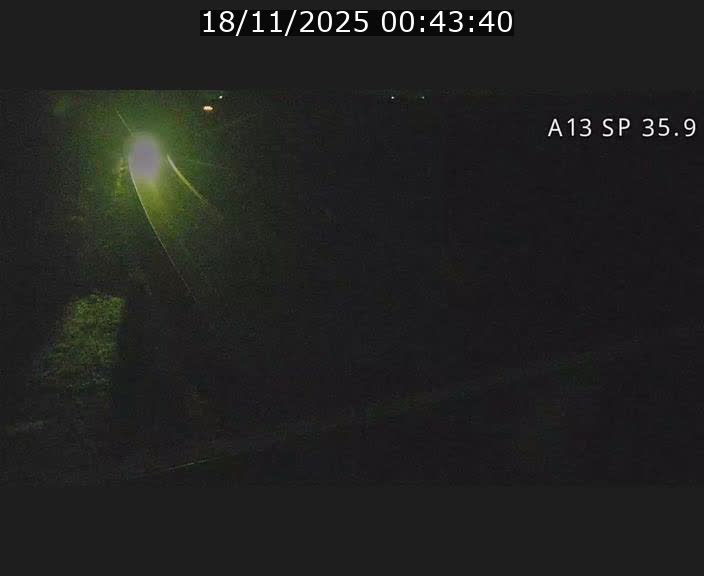 <h2>Webcam trafic sur A13 à l'entrée ouest du tunnel Markusbierg à Remerschen. Vue orientée vers Mondorf-les-Bains.</h2>