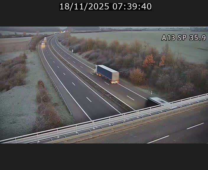 <h2>Webcam trafic sur A13 à l'entrée ouest du tunnel Markusbierg à Remerschen. Vue orientée vers Mondorf-les-Bains.</h2>