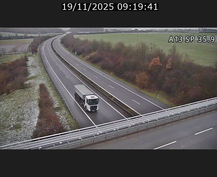 <h2>Webcam trafic sur A13 à l'entrée ouest du tunnel Markusbierg à Remerschen. Vue orientée vers Mondorf-les-Bains.</h2>
