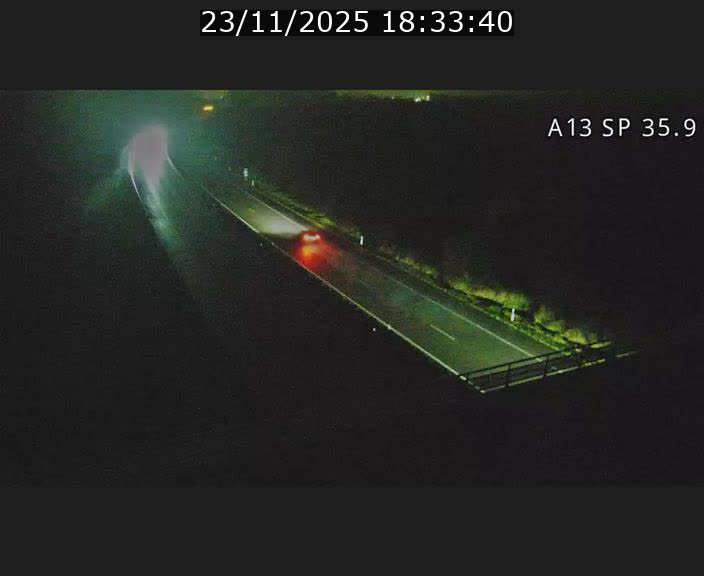 <h2>Webcam trafic sur A13 à l'entrée ouest du tunnel Markusbierg à Remerschen. Vue orientée vers Mondorf-les-Bains.</h2>