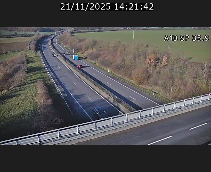 <h2>Webcam trafic sur A13 à l'entrée ouest du tunnel Markusbierg à Remerschen. Vue orientée vers Mondorf-les-Bains.</h2>