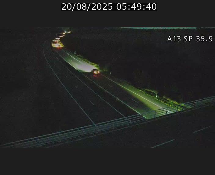 <h2>Webcam trafic sur A13 à l'entrée ouest du tunnel Markusbierg à Remerschen. Vue orientée vers Mondorf-les-Bains.</h2>