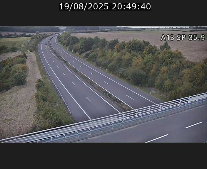 <h2>Webcam trafic sur A13 à l'entrée ouest du tunnel Markusbierg à Remerschen. Vue orientée vers Mondorf-les-Bains.</h2>