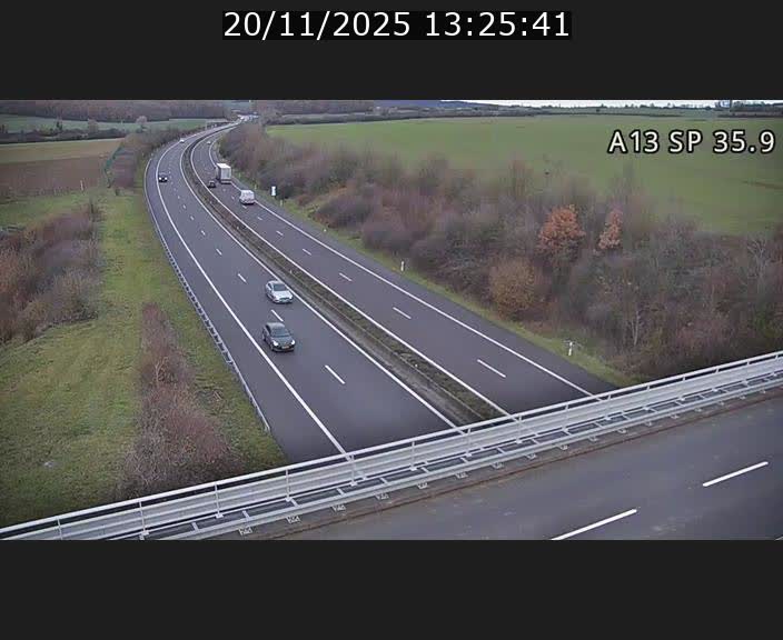 <h2>Webcam trafic sur A13 à l'entrée ouest du tunnel Markusbierg à Remerschen. Vue orientée vers Mondorf-les-Bains.</h2>