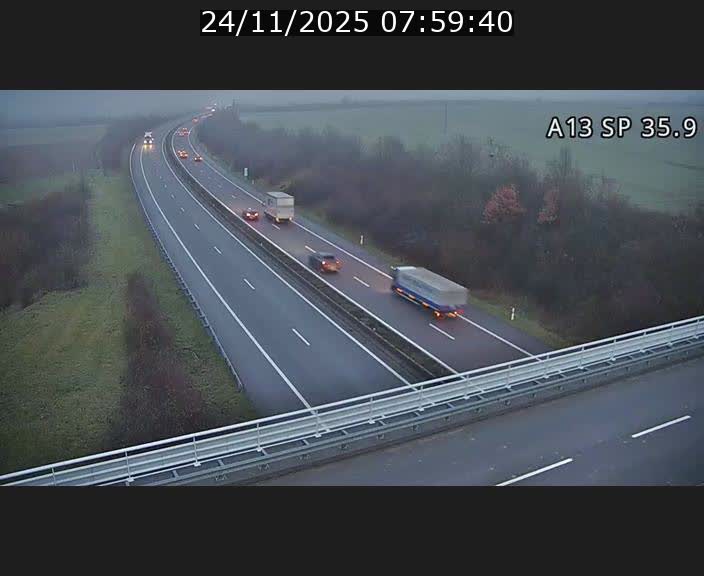 <h2>Webcam trafic sur A13 à l'entrée ouest du tunnel Markusbierg à Remerschen. Vue orientée vers Mondorf-les-Bains.</h2>