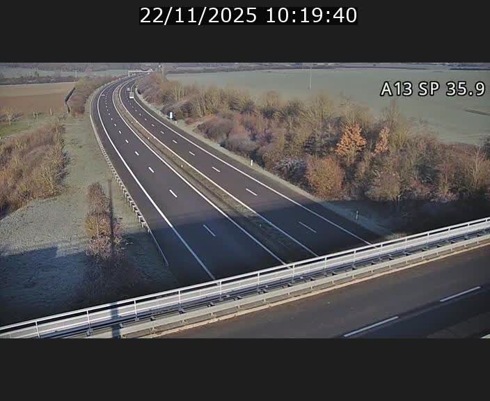 <h2>Webcam trafic sur A13 à l'entrée ouest du tunnel Markusbierg à Remerschen. Vue orientée vers Mondorf-les-Bains.</h2>