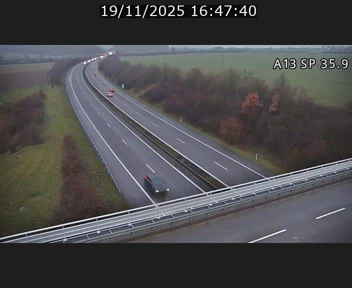 <h2>Webcam trafic sur A13 à l'entrée ouest du tunnel Markusbierg à Remerschen. Vue orientée vers Mondorf-les-Bains.</h2>