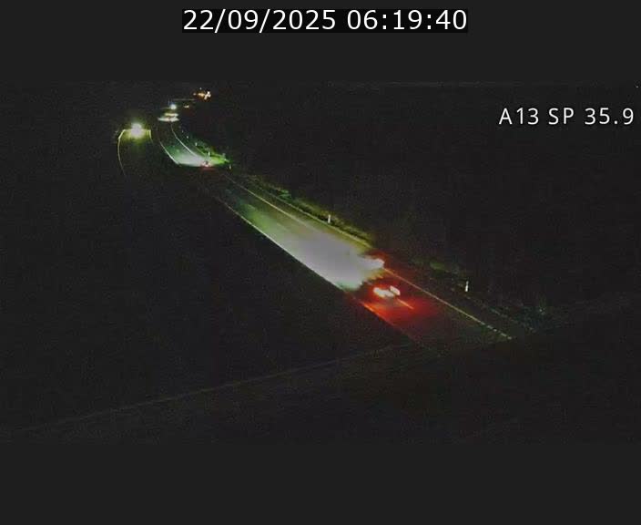 <h2>Webcam trafic sur A13 à l'entrée ouest du tunnel Markusbierg à Remerschen. Vue orientée vers Mondorf-les-Bains.</h2>