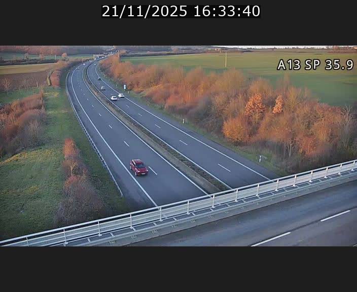 <h2>Webcam trafic sur A13 à l'entrée ouest du tunnel Markusbierg à Remerschen. Vue orientée vers Mondorf-les-Bains.</h2>
