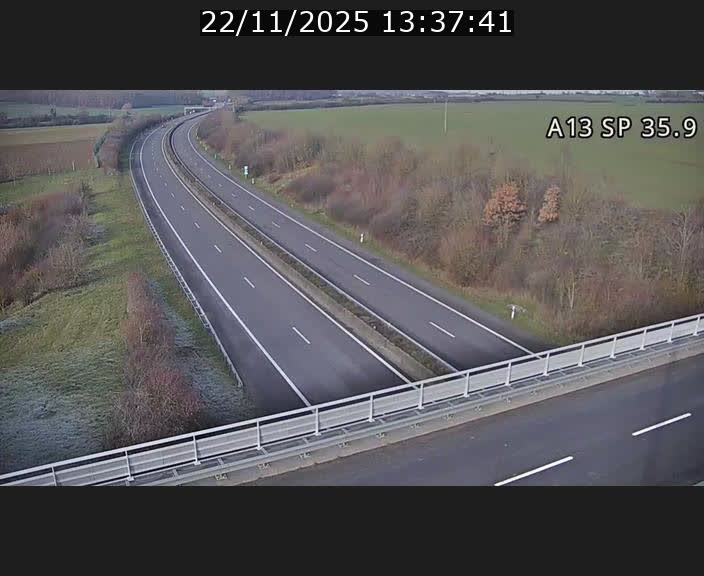<h2>Webcam trafic sur A13 à l'entrée ouest du tunnel Markusbierg à Remerschen. Vue orientée vers Mondorf-les-Bains.</h2>