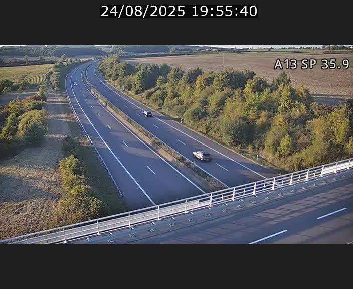 <h2>Webcam trafic sur A13 à l'entrée ouest du tunnel Markusbierg à Remerschen. Vue orientée vers Mondorf-les-Bains.</h2>