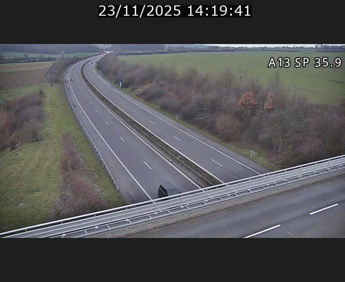 <h2>Webcam trafic sur A13 à l'entrée ouest du tunnel Markusbierg à Remerschen. Vue orientée vers Mondorf-les-Bains.</h2>