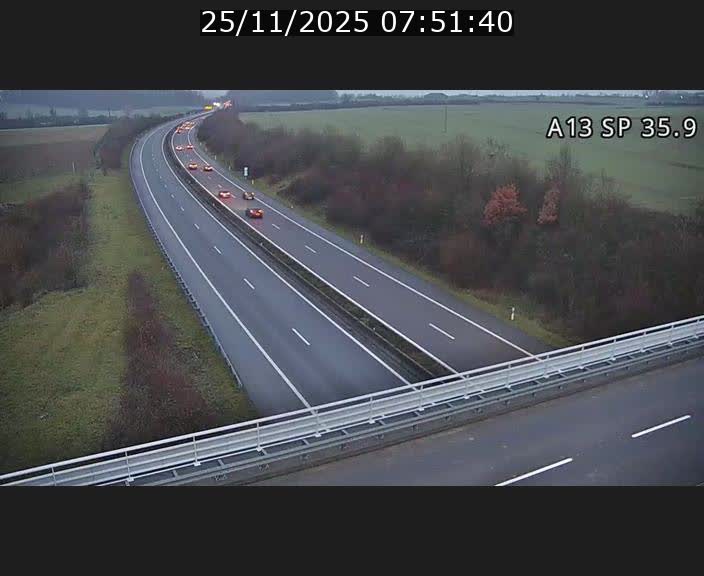 <h2>Webcam trafic sur A13 à l'entrée ouest du tunnel Markusbierg à Remerschen. Vue orientée vers Mondorf-les-Bains.</h2>