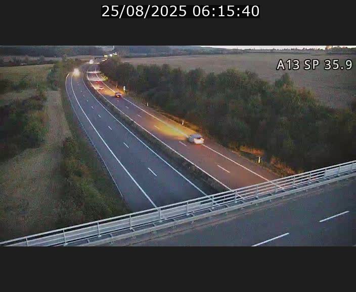 <h2>Webcam trafic sur A13 à l'entrée ouest du tunnel Markusbierg à Remerschen. Vue orientée vers Mondorf-les-Bains.</h2>