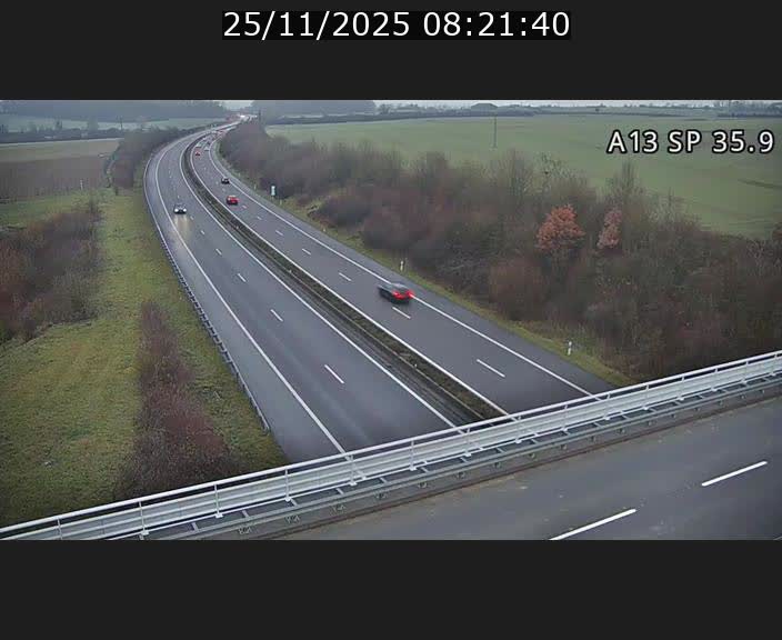 <h2>Webcam trafic sur A13 à l'entrée ouest du tunnel Markusbierg à Remerschen. Vue orientée vers Mondorf-les-Bains.</h2>