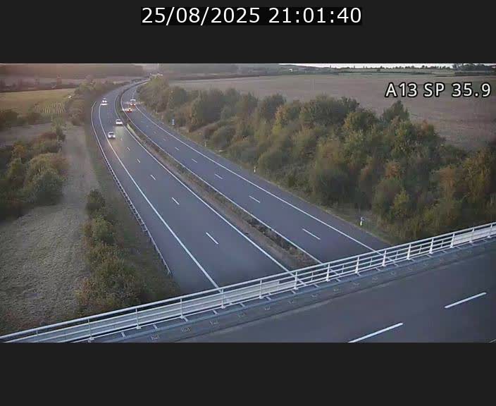 <h2>Webcam trafic sur A13 à l'entrée ouest du tunnel Markusbierg à Remerschen. Vue orientée vers Mondorf-les-Bains.</h2>