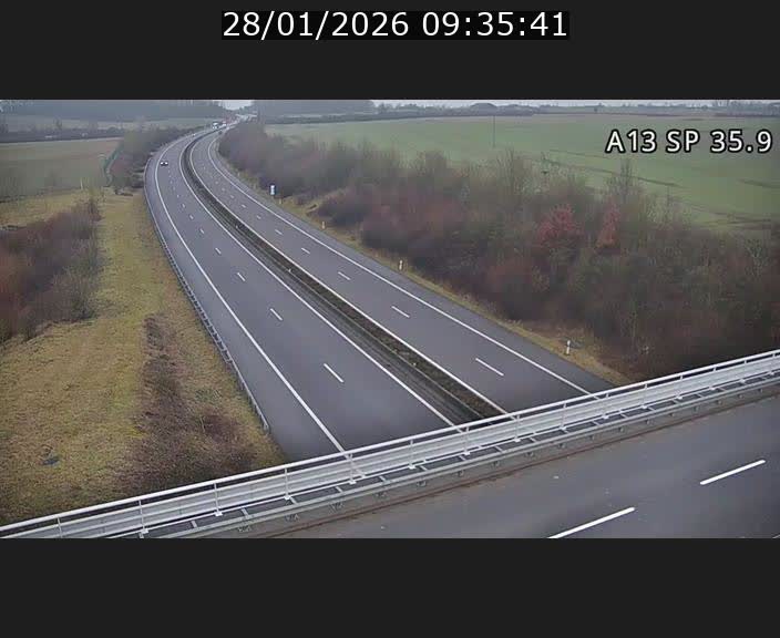<h2>Webcam trafic sur A13 à l'entrée ouest du tunnel Markusbierg à Remerschen. Vue orientée vers Mondorf-les-Bains.</h2>