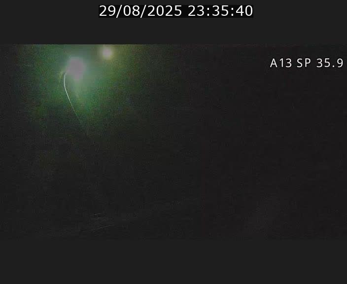 <h2>Webcam trafic sur A13 à l'entrée ouest du tunnel Markusbierg à Remerschen. Vue orientée vers Mondorf-les-Bains.</h2>