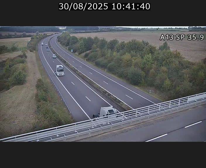 <h2>Webcam trafic sur A13 à l'entrée ouest du tunnel Markusbierg à Remerschen. Vue orientée vers Mondorf-les-Bains.</h2>