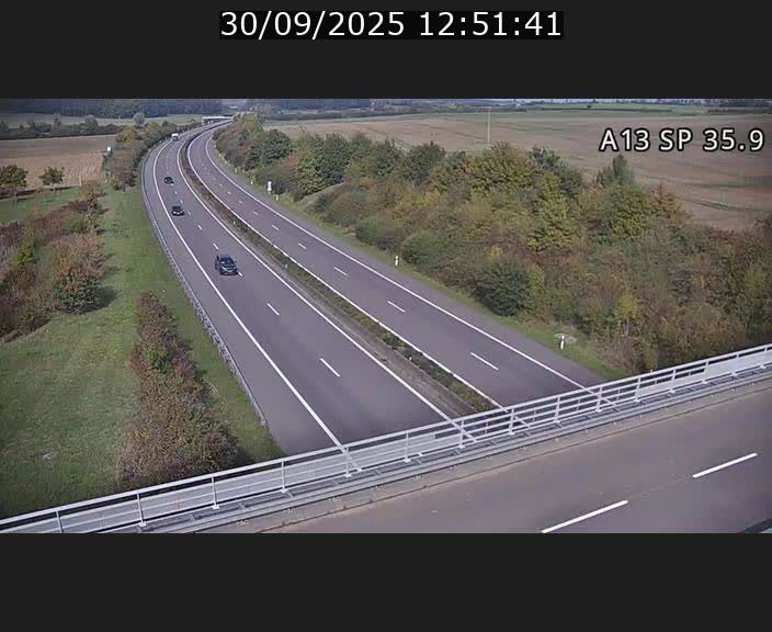 <h2>Webcam trafic sur A13 à l'entrée ouest du tunnel Markusbierg à Remerschen. Vue orientée vers Mondorf-les-Bains.</h2>