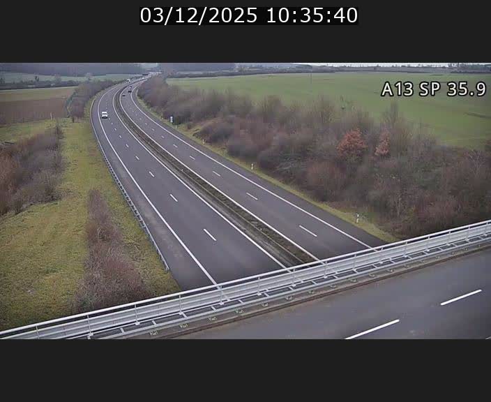 <h2>Webcam trafic sur A13 à l'entrée ouest du tunnel Markusbierg à Remerschen. Vue orientée vers Mondorf-les-Bains.</h2>