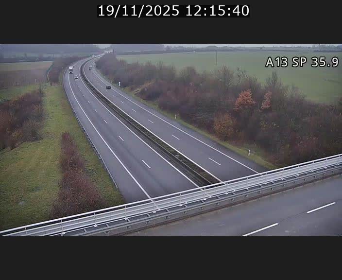 <h2>Webcam trafic sur A13 à l'entrée ouest du tunnel Markusbierg à Remerschen. Vue orientée vers Mondorf-les-Bains.</h2>