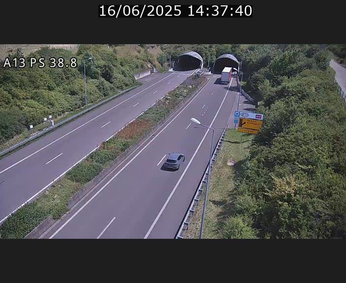 Webcam autoroute A13 à l'entrée ouest du tunnel Markusbierg à Schengen. Vue orientée vers Mondorf-les-Bains