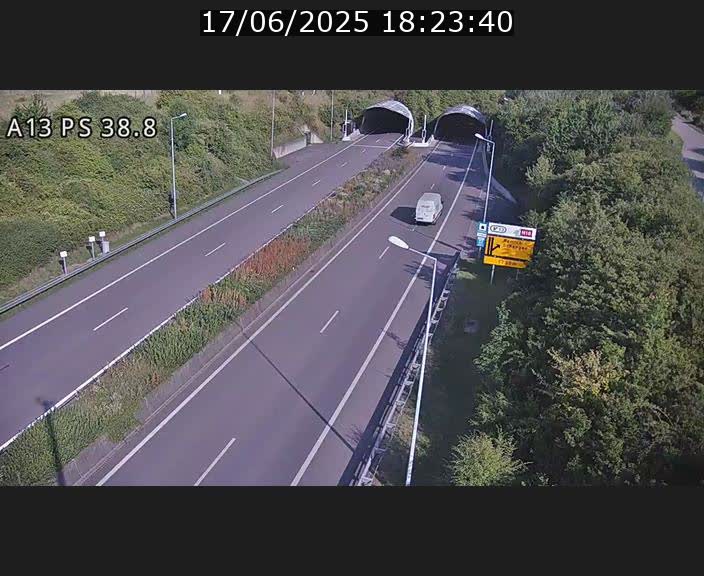 Webcam autoroute A13 à l'entrée ouest du tunnel Markusbierg à Schengen. Vue orientée vers Mondorf-les-Bains