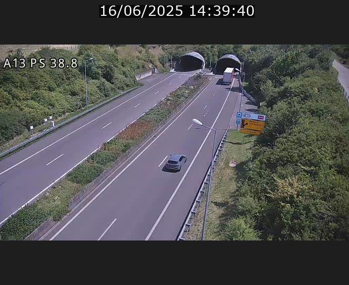 Webcam autoroute A13 à l'entrée ouest du tunnel Markusbierg à Schengen. Vue orientée vers Mondorf-les-Bains