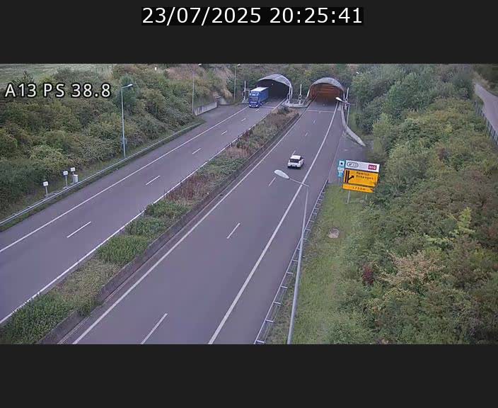 Webcam autoroute A13 à l'entrée ouest du tunnel Markusbierg à Schengen. Vue orientée vers Mondorf-les-Bains