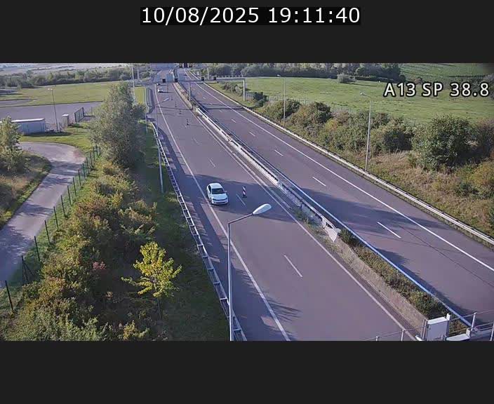 <h2>Webcam autoroute A13 à l'entrée ouest du tunnel Markusbierg à Schengen. Vue orientée vers le tunnel et l'Allemagne</h2>