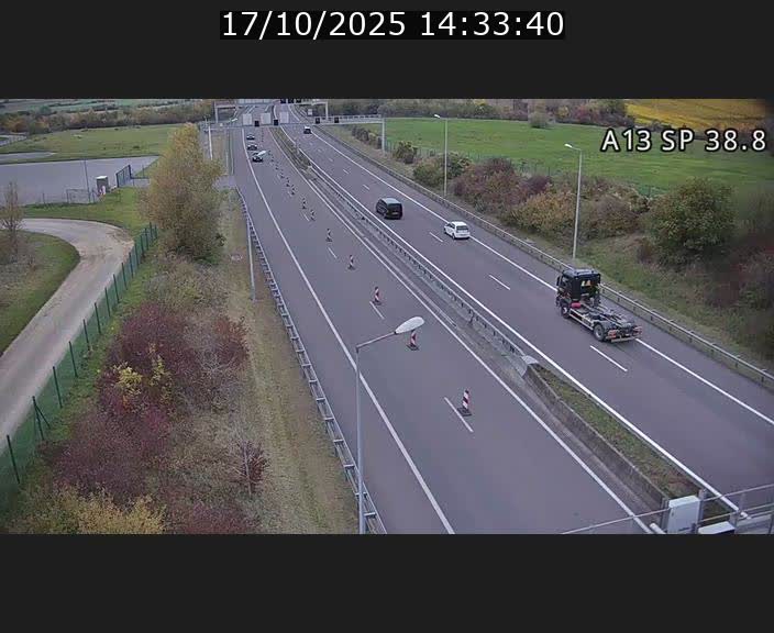 <h2>Webcam autoroute A13 à l'entrée ouest du tunnel Markusbierg à Schengen. Vue orientée vers le tunnel et l'Allemagne</h2>