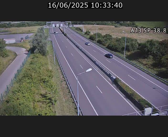Webcam autoroute A13 à l'entrée ouest du tunnel Markusbierg à Schengen. Vue orientée vers le tunnel et l'Allemagne