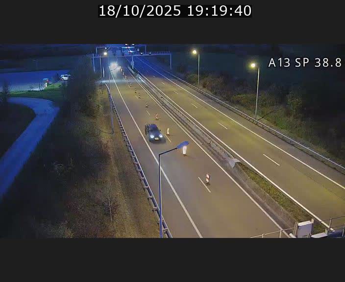 <h2>Webcam autoroute A13 à l'entrée ouest du tunnel Markusbierg à Schengen. Vue orientée vers le tunnel et l'Allemagne</h2>