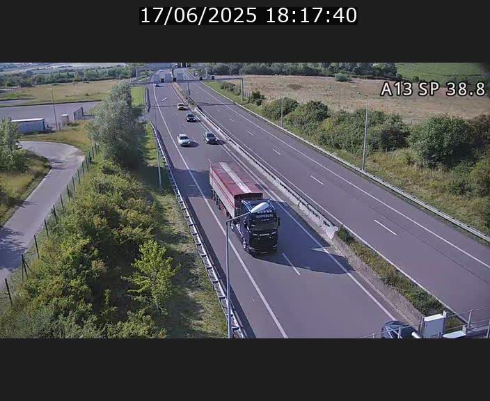 Webcam autoroute A13 à l'entrée ouest du tunnel Markusbierg à Schengen. Vue orientée vers le tunnel et l'Allemagne