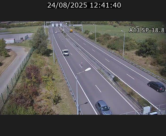 <h2>Webcam autoroute A13 à l'entrée ouest du tunnel Markusbierg à Schengen. Vue orientée vers le tunnel et l'Allemagne</h2>