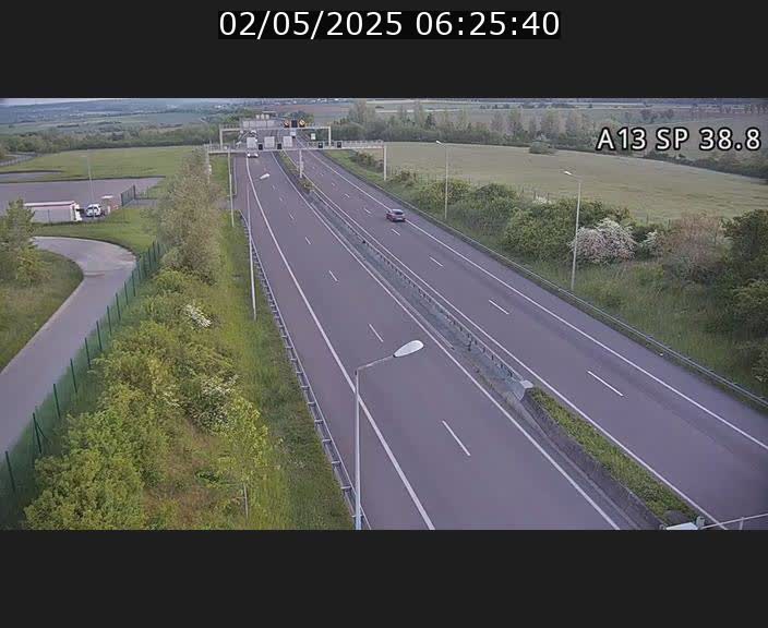 Webcam autoroute A13 à l'entrée ouest du tunnel Markusbierg à Schengen. Vue orientée vers le tunnel et l'Allemagne