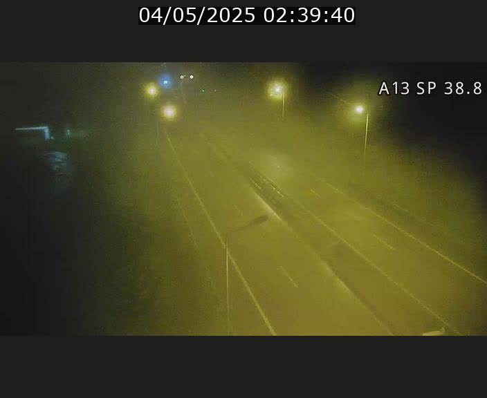 Webcam autoroute A13 à l'entrée ouest du tunnel Markusbierg à Schengen. Vue orientée vers le tunnel et l'Allemagne