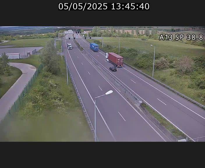Webcam autoroute A13 à l'entrée ouest du tunnel Markusbierg à Schengen. Vue orientée vers le tunnel et l'Allemagne