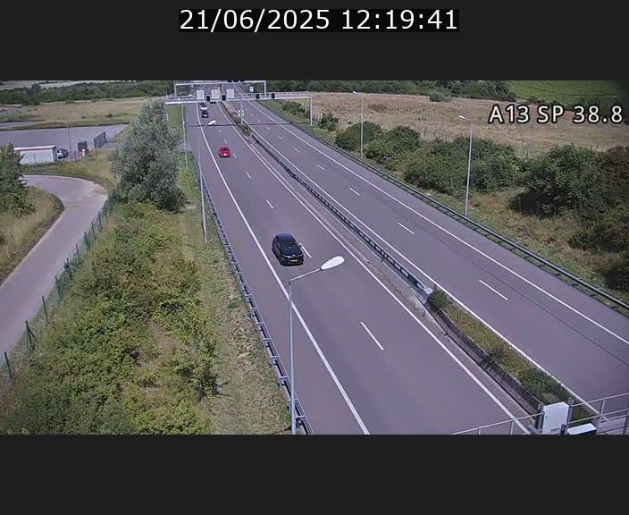 Webcam autoroute A13 à l'entrée ouest du tunnel Markusbierg à Schengen. Vue orientée vers le tunnel et l'Allemagne