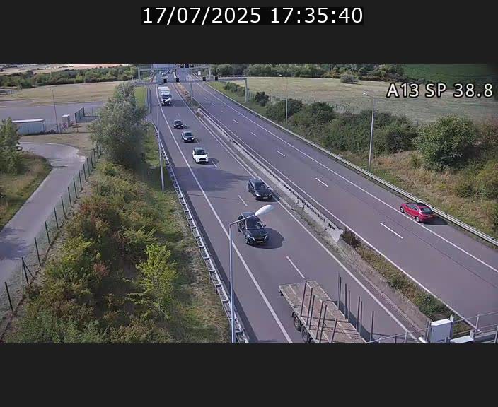 Webcam autoroute A13 à l'entrée ouest du tunnel Markusbierg à Schengen. Vue orientée vers le tunnel et l'Allemagne