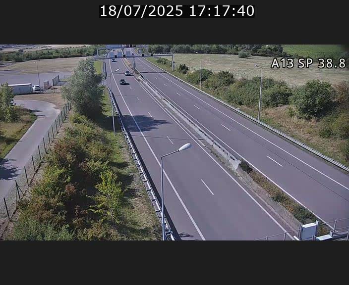 Webcam autoroute A13 à l'entrée ouest du tunnel Markusbierg à Schengen. Vue orientée vers le tunnel et l'Allemagne