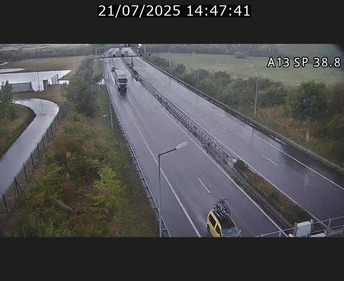 Webcam autoroute A13 à l'entrée ouest du tunnel Markusbierg à Schengen. Vue orientée vers le tunnel et l'Allemagne