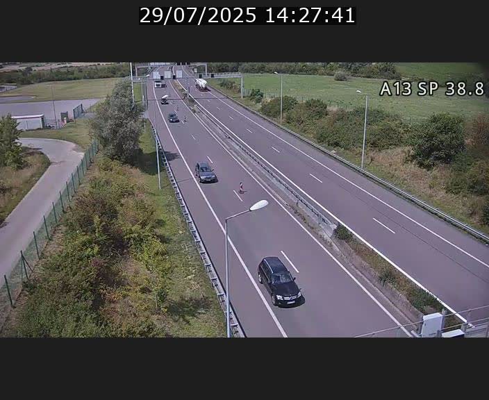 Webcam autoroute A13 à l'entrée ouest du tunnel Markusbierg à Schengen. Vue orientée vers le tunnel et l'Allemagne
