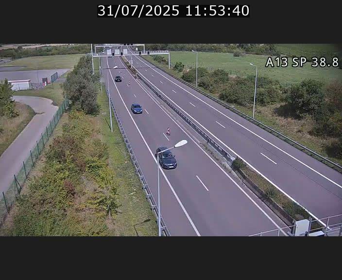 Webcam autoroute A13 à l'entrée ouest du tunnel Markusbierg à Schengen. Vue orientée vers le tunnel et l'Allemagne