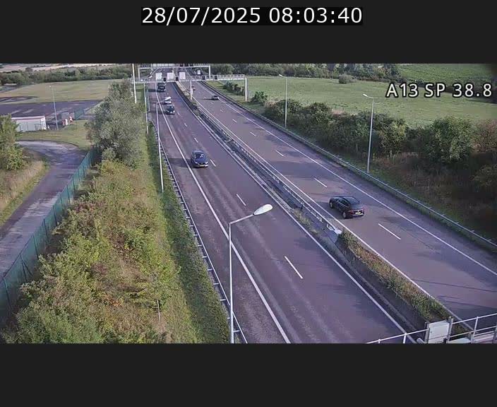 Webcam autoroute A13 à l'entrée ouest du tunnel Markusbierg à Schengen. Vue orientée vers le tunnel et l'Allemagne