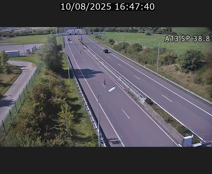 Webcam autoroute A13 à l'entrée ouest du tunnel Markusbierg à Schengen. Vue orientée vers le tunnel et l'Allemagne
