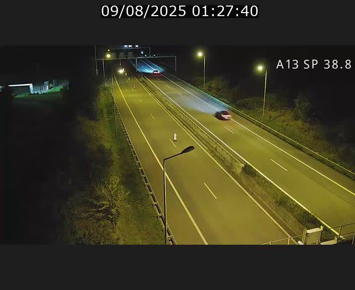 Webcam autoroute A13 à l'entrée ouest du tunnel Markusbierg à Schengen. Vue orientée vers le tunnel et l'Allemagne