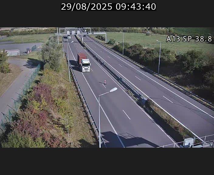 Webcam autoroute A13 à l'entrée ouest du tunnel Markusbierg à Schengen. Vue orientée vers le tunnel et l'Allemagne
